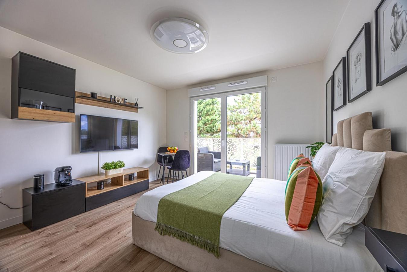Studio Entre Paris & Disneyland Noisy-le-Grand Buitenkant foto